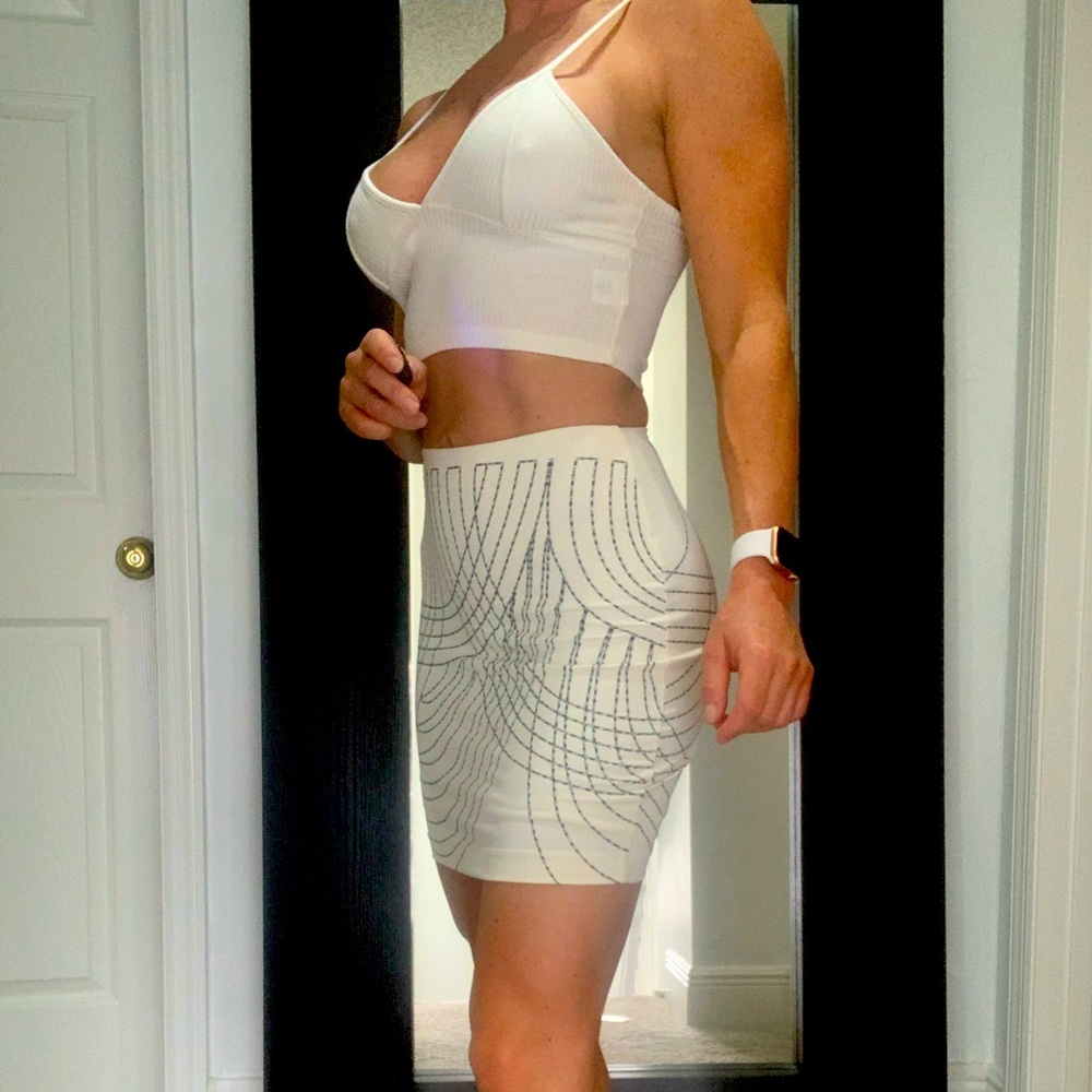 Bebe skirt